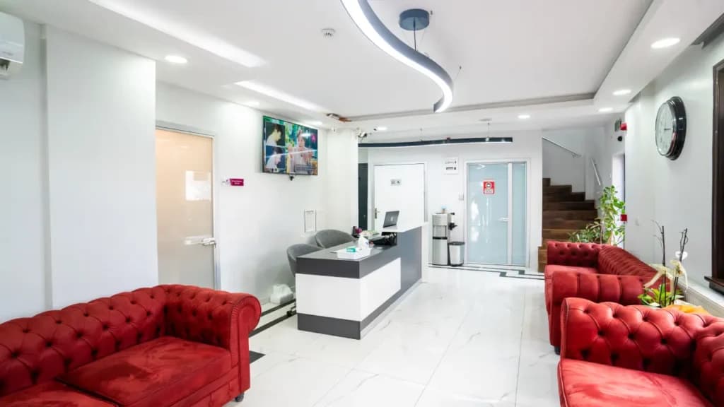AKM Clinic reception desk